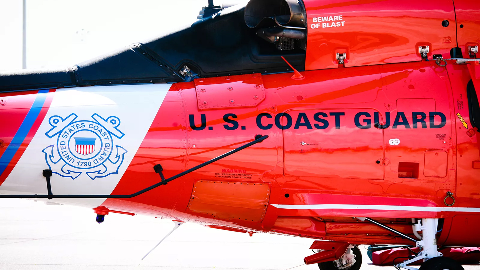 Coast Guard Launches Heroic Search-and-Rescue Effort for Downed Aircraft off California Coast...
